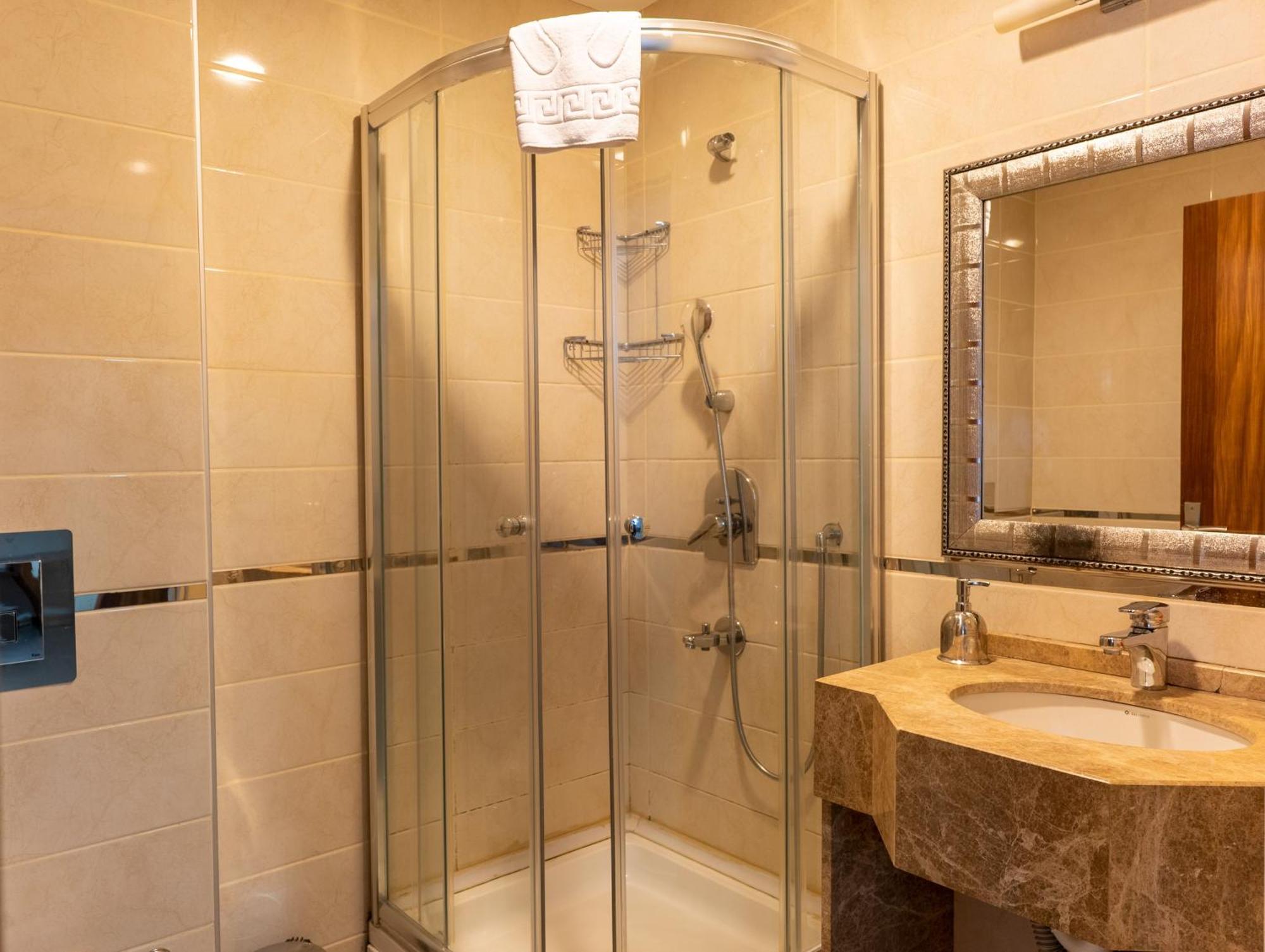 Grand Karot Hotel Ялова Экстерьер фото